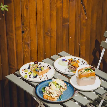 Cos Zydowska 33 شقة