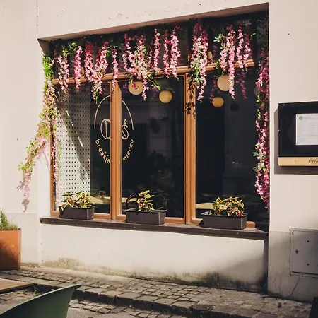 Cos Zydowska 33 شقة *