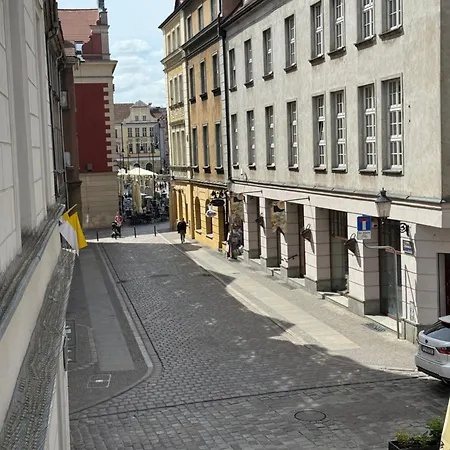 Cos Zydowska 33 * Poznan