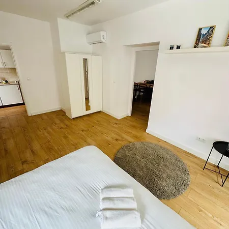 Cos Zydowska 33 Apartament Poznań