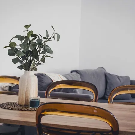 Апартаменты Cos Zydowska 33 *