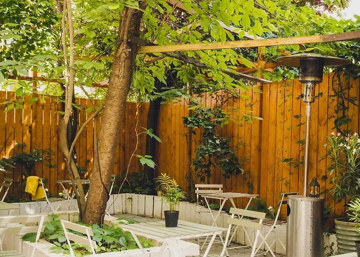 Cos Zydowska 33 * Poznan